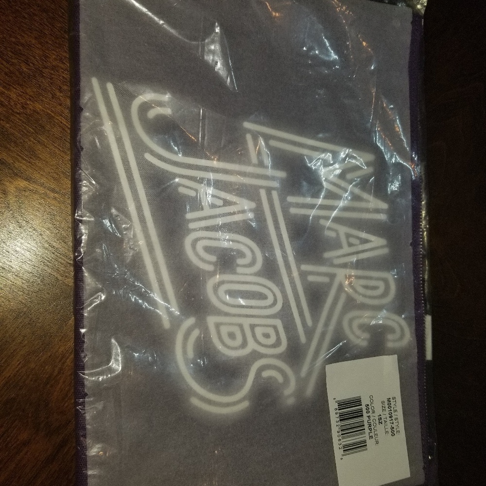 Marc Jacons canvas clutch NWT - Picture 3 of 5